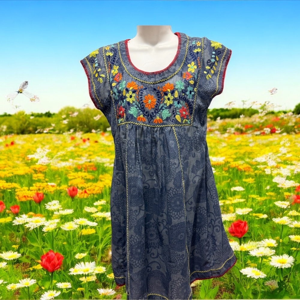 Blue embroidered Casual Sundress with Cap Sleeves and Scoop Neck size XS